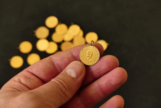 Turkish quarter gold, close-up quarter gold, gold market, economic crisis and Turkish quarter gold,