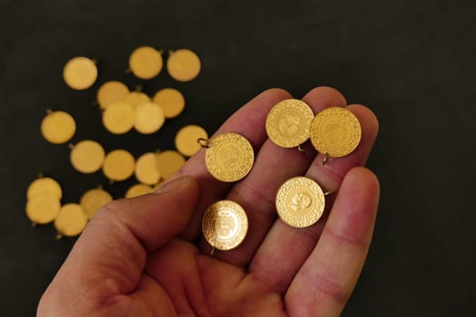quarter gold on black background, turkish quarter gold, close-up quarter gold, gold market,
