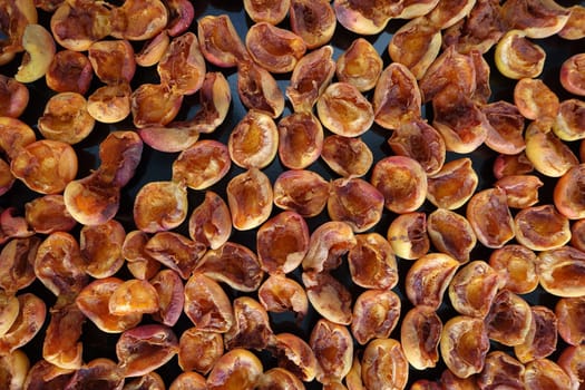 homemade apricot drying process, fruit drying process in summer, drying fruit in the sun,