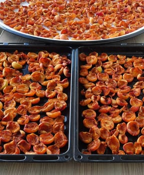 homemade apricot drying process, fruit drying process in summer, drying fruit in the sun,