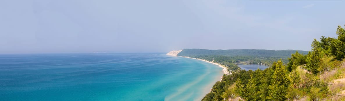 Views at the Empire Bluff Scenic Lookout, Empire Bluff Trail, Sleeping Bear Dunes National Lakeshore, Michigan
