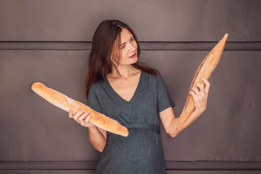 Happy and healthy pregnant woman after 40 embracing a gluten-free lifestyle during her pregnancy journey. Nourishing choices for a thriving baby and mom.