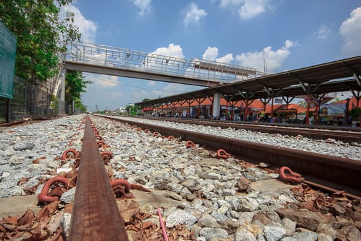 Thailand's railways are used for travel. Transport goods by train route