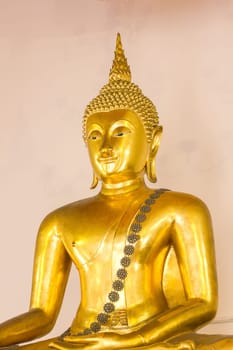 The Golden Buddha is beautiful that Buddhists worship.