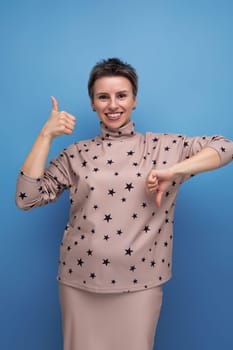 pretty 30 year old european business woman with dyed gray short hair in skirt and blouse doubts showing like and dislike.