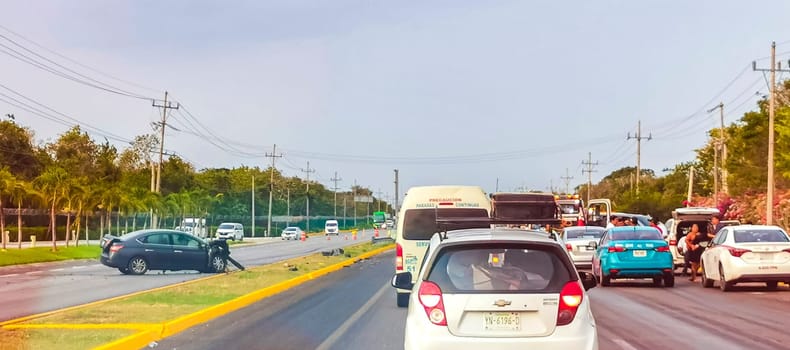 Playa del Carmen Quintana Roo Mexico 30. April 2023 Serious car accident Crash between taxi and car on the motorway in Playa del Carmen Quintana Roo Mexico.