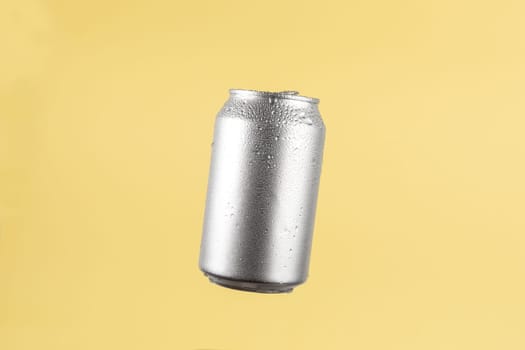 Aluminium beer or soda drinking can