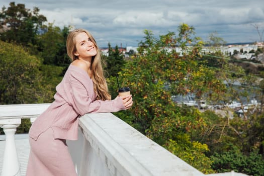 Beautiful woman for a walk in the park on Leisure