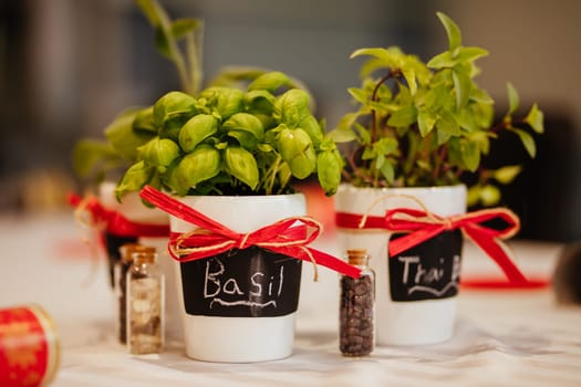 Australian table decorations for Christmas for a large family gathering