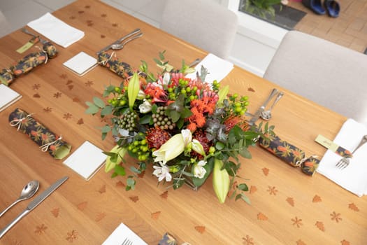 Australian table decorations and flowers for Christmas for a large family gathering