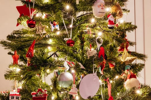 Australian Christmas decorations on a tree in the holiday period