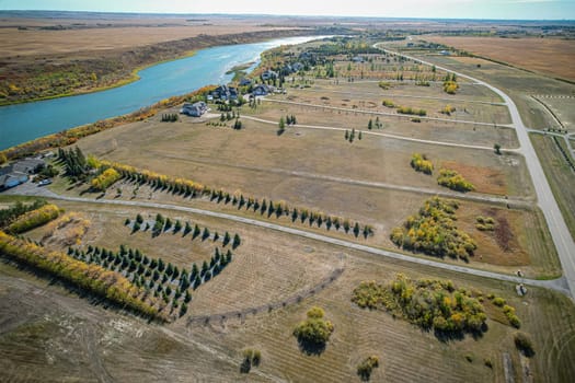 Cathedral Bluffs is located northeast of Saskatoon near the Wanuskewin Heritage Park, and overlooks the South Saskatchewan riverbank. Luxury homes line the riverbank lots.