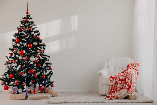 Christmas tree with Christmas gifts in White Hall on Christmas 1