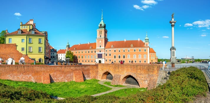 Old town in Warsaw, Poland. The Royal Castle and Sigismund's Column called Kolumna Zygmunta