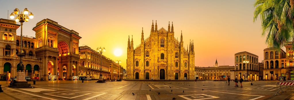 Piazza del Duomo, Cathedral Square, with Milan Cathedral or Duomo di Milano in the morning, Milan, Lombardia, Italy