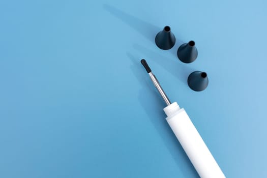 Mockup Digital Ear Scope, Nozzle For Wax Removal Tool. Otoscope, Earwax Cleaner With Gyroscope, Camera, Light. Cleaning Ears Device Connected to Smartphone. Ear Cleaning Technology. Horizontal.