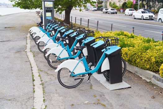 Bicycle rental in the center of Istanbul. Bicycle sharing. Bicycle rental app. Rent bikes. Public bicycles for tourists