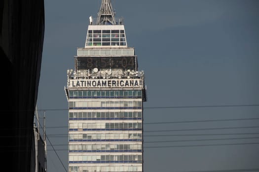 Torre Latinoamericana tower in ciudad de mexico, mexico city