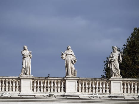 saint peter basilica rome detail of statue on columns roof