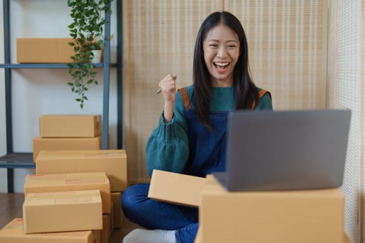 Online delivery, female small business owners are ecstatic when they see unexpected sales and customer orders in their business planning and marketing.