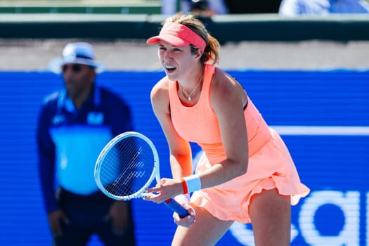 MELBOURNE, AUSTRALIA - JANUARY 12: Danielle Collins plays Mirra Andreeva of Russia during day three of the 2024 Kooyong Classic at Kooyong on January 12, 2024 in Melbourne, Australia.