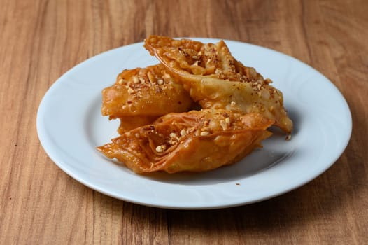 Turkish baklava - dessert made from puff pastry with honey and nuts 3