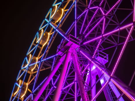 Ferris wheel at the fair ground at night