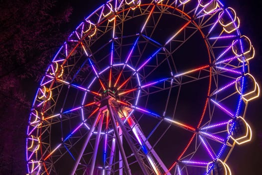 Ferris wheel at the fair ground at night