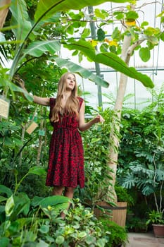 Woman wearing summer clothes on tropical resort