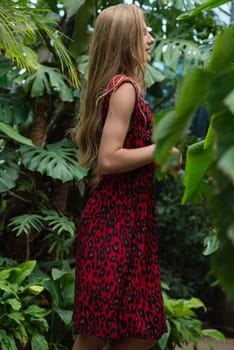 Woman wearing summer clothes on tropical resort