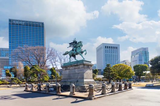 Tokyio, Japan. January 7, 2024. The statue of Masashige Kusunoki, who was a loyal samurai of Emperor Gudaigo, in the Kokyo Gaien National Garden