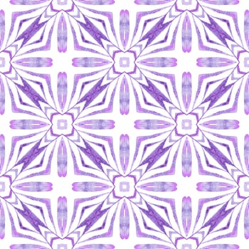 Exotic seamless pattern. Purple overwhelming boho chic summer design. Textile ready extraordinary print, swimwear fabric, wallpaper, wrapping. Summer exotic seamless border.