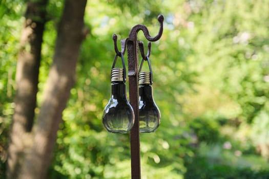 Outdoor lanterns, gray decorative garden light bulbs wirelessly.