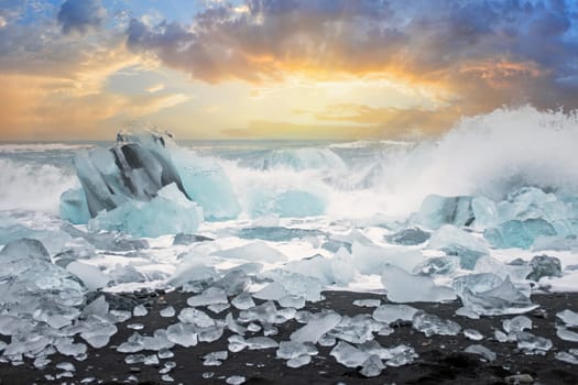 Diamond beach near Jökulsárlón lagoon in Iceland 