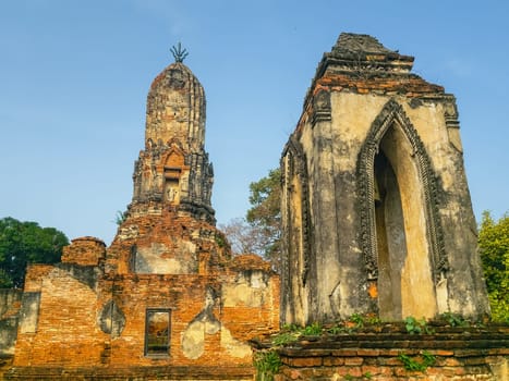 Wat Cherng Tha temple, Unesco World Heritage site, in Phra Nakhon Si Ayutthaya by day, Thailand