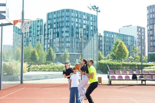 Basketball with family make me happy. High quality photo