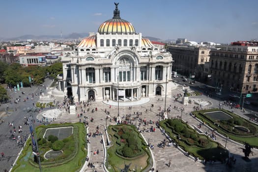 The Palacio de Bellas Artes (Palace of Fine Arts) is a prominent cultural center in Mexico City. This hosts performing arts events, literature events and plastic arts galleries and exhibitions (including important permanent Mexican murals). Bellas Artes for short, has been called the art cathedral of Mexico.