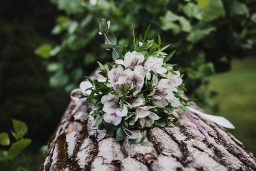 Wedding flowers. Floral composition.