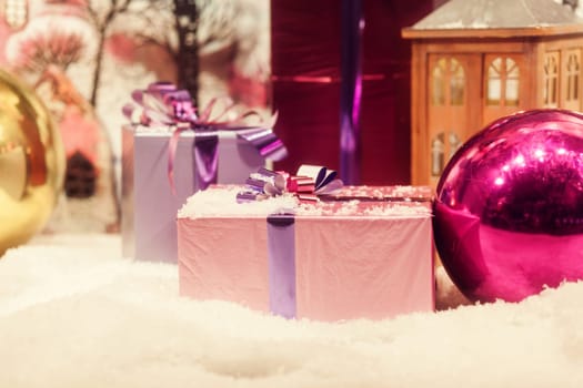 Christmas gifts and boxes in the shop window