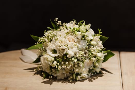 wedding bouquet with for bride. Gentle bouquet for chic wedding.