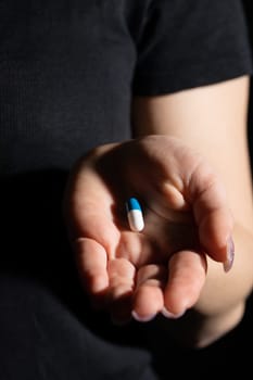 Modern tablet for pain and infectious disease developed by a fashion apprentice from medicine.