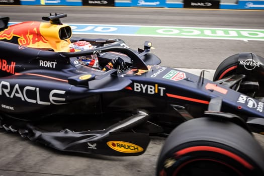 MELBOURNE, AUSTRALIA - MARCH 23: Max Verstappen of the Netherlands drives the Oracle Red Bull Racing RB20 during third practice in the 2024 Australian Grand Prix at Albert Park in Melbourne, Australia