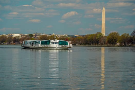 george washington monument view from a cruise on potomac river washignton dc on riverboat water taxi