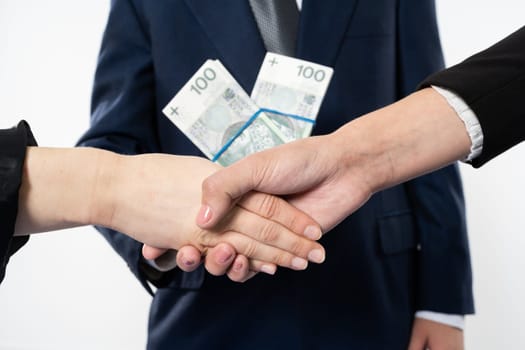 The two sides of the conflict are shaking hands as a sign of understanding and signing a favorable agreement in the era of problems related to the global pandemic.