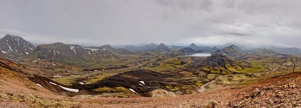 Iceland Landmannalaugar - Posmork trekking lava panorama