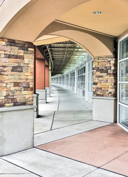 A gallery of boutiques on a shopping plaza in Washington state, USA.