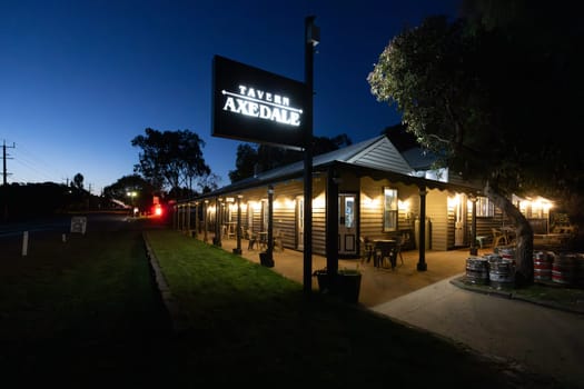 AXEDALE, AUSTRALIA - SEPTEMBER 24: Historic Victorian architecture of the Axedale Tavern on a warm spring evening in Axedale, Victoria, Australia in 2023