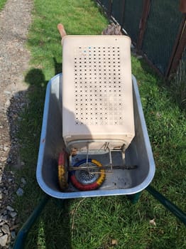 Homemade hand truck for the transporting goods