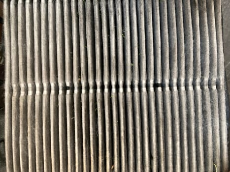 Drying a car filter for air intake into a the engine