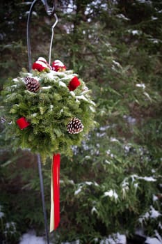 Hanging Kissing Ball for the Holidays